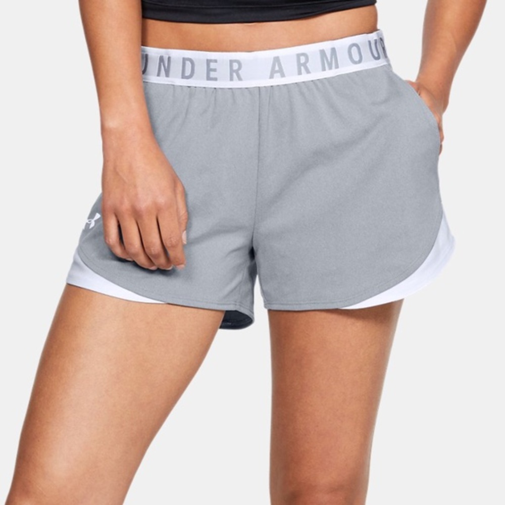 EUC UNDER ARMOUR WHITE & GRAY PLAY UP 3.0 SHORTS